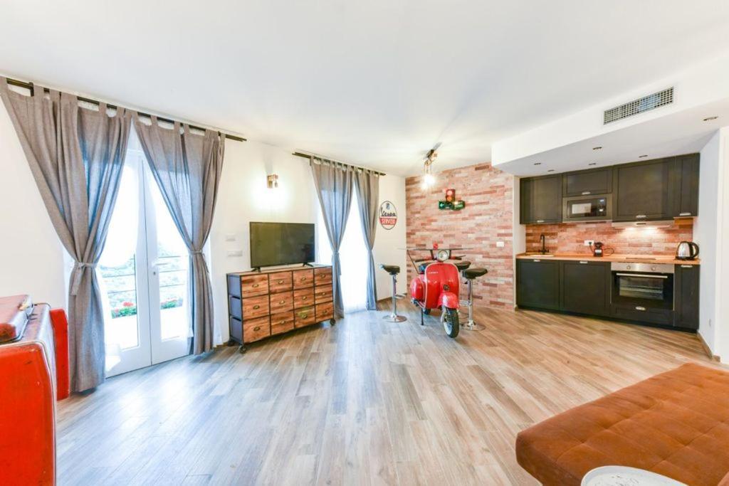 Vespa Apartments Moneglia Kültér fotó